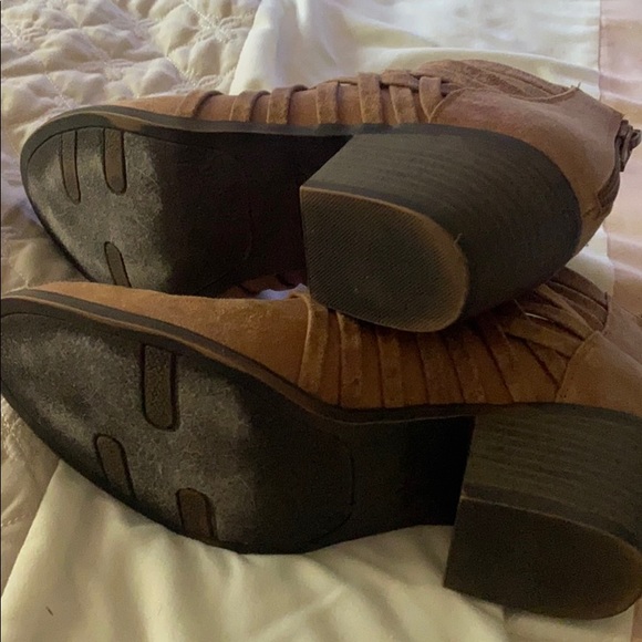 Booties - Picture 3 of 3